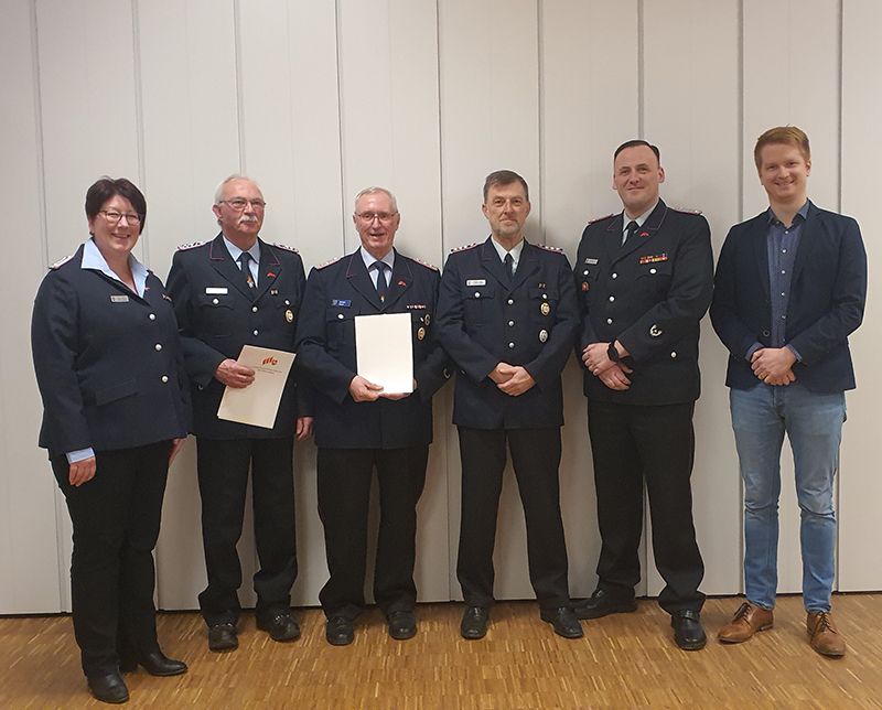 Die anwesenden geehrten Jubilare