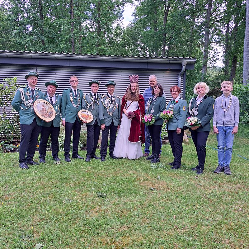 Königsfamilie Schützenverein Soderstorf mit Gästen