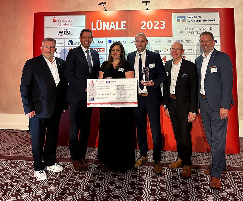 HWK-Präsident Detlev Bade, Niedersächsischer Minister für Wirtschaft Olaf Lies, Jens Krause (Sparkasse Lüneburg) und Fedor Zimmermann (Lüneburger Volksbank) (v. l. n. r.)